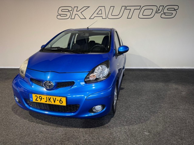 TOYOTA AYGO 1.0-12V DYNAMIC BLUE NAP l 5DRS l LMV l AIRCO l , SK Autos, Emmen