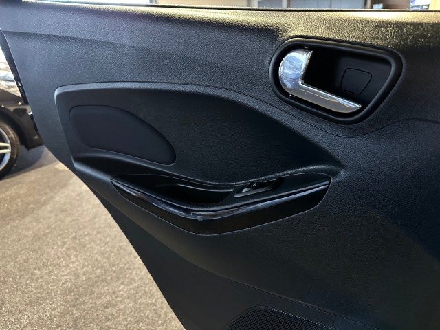 FORD KA 1.2 TREND ULTIMATE l NAP l STOELVERW l BLUETOOTH l AIRCO l , SK Autos, Emmen