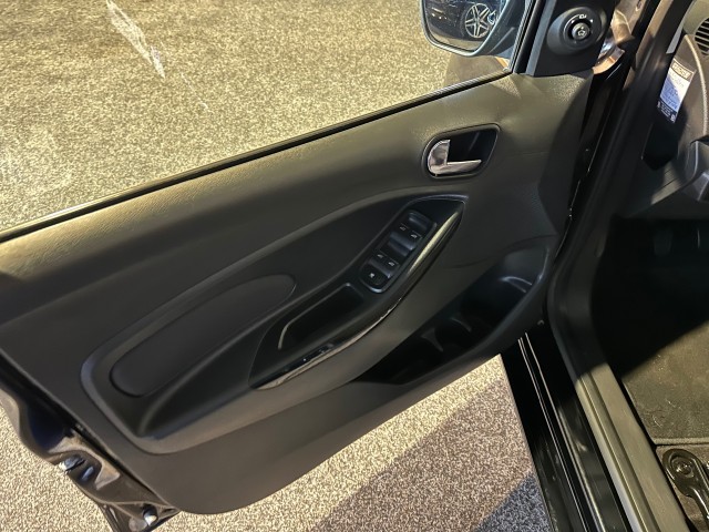 FORD KA 1.2 TREND ULTIMATE l NAP l STOELVERW l BLUETOOTH l AIRCO l , SK Autos, Emmen