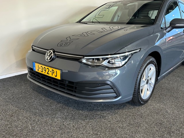 VOLKSWAGEN GOLF 1.0 TSI LIFE BNS l NAP l ACC l CARPLAY l ERGO STOELEN l LED l CLIMA l , SK Autos, Emmen