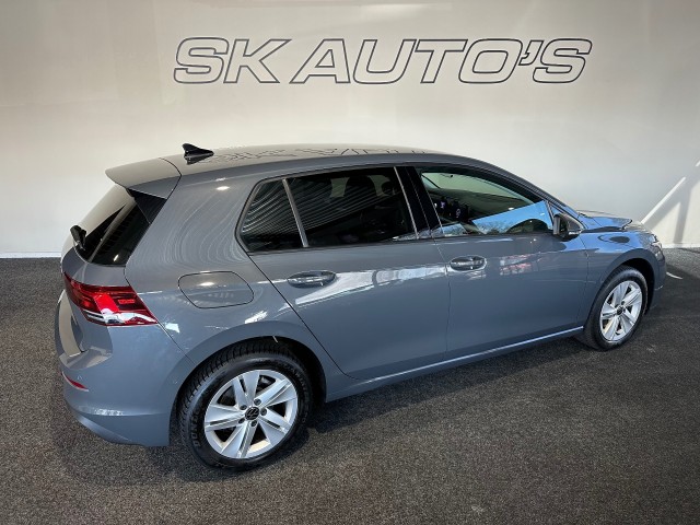 VOLKSWAGEN GOLF 1.0 TSI LIFE BNS l NAP l ACC l CARPLAY l ERGO STOELEN l LED l CLIMA l , SK Autos, Emmen