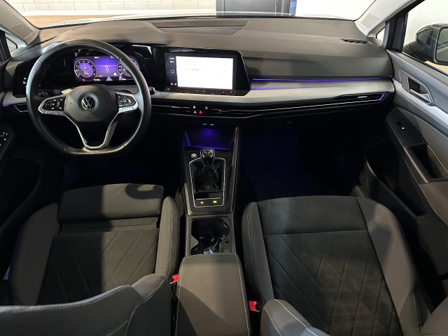 VOLKSWAGEN GOLF 1.0 TSI LIFE BNS l NAP l ACC l CARPLAY l ERGO STOELEN l LED l CLIMA l , SK Autos, Emmen