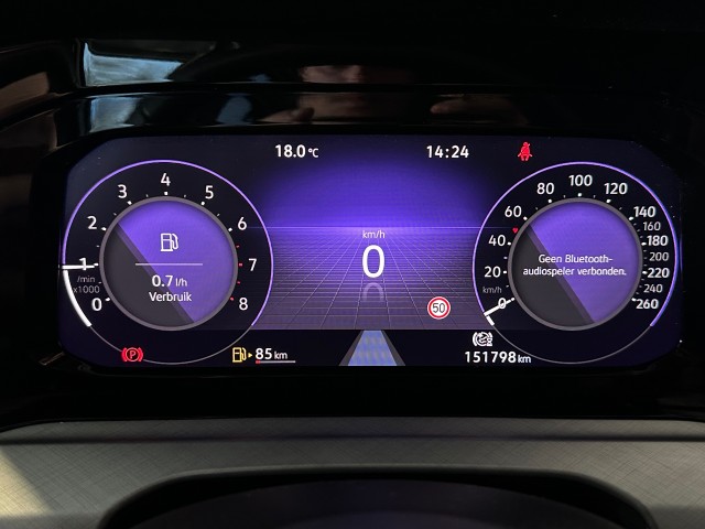 VOLKSWAGEN GOLF 1.0 TSI LIFE BNS l NAP l ACC l CARPLAY l ERGO STOELEN l LED l CLIMA l , SK Autos, Emmen