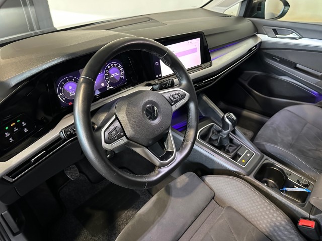 VOLKSWAGEN GOLF 1.0 TSI LIFE BNS l NAP l ACC l CARPLAY l ERGO STOELEN l LED l CLIMA l , SK Autos, Emmen