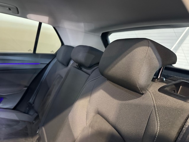 VOLKSWAGEN GOLF 1.0 TSI LIFE BNS l NAP l ACC l CARPLAY l ERGO STOELEN l LED l CLIMA l , SK Autos, Emmen