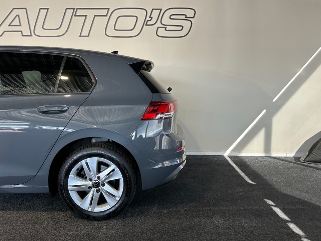 VOLKSWAGEN GOLF 1.0 TSI LIFE BNS l NAP l ACC l CARPLAY l ERGO STOELEN l LED l CLIMA l , SK Autos, Emmen