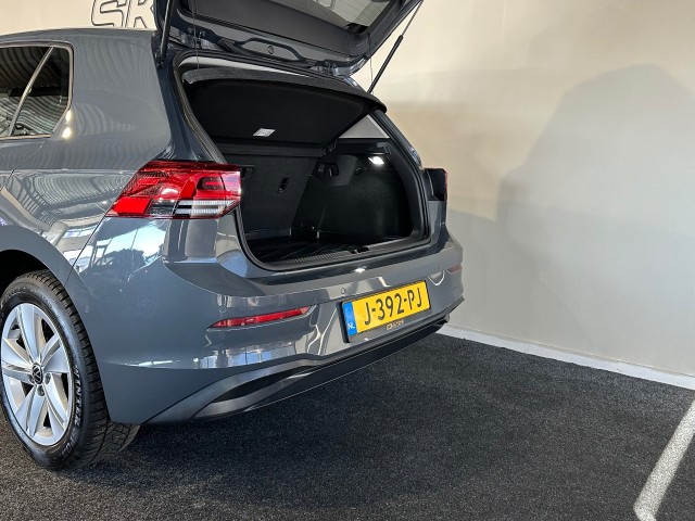 VOLKSWAGEN GOLF 1.0 TSI LIFE BNS l NAP l ACC l CARPLAY l ERGO STOELEN l LED l CLIMA l , SK Autos, Emmen