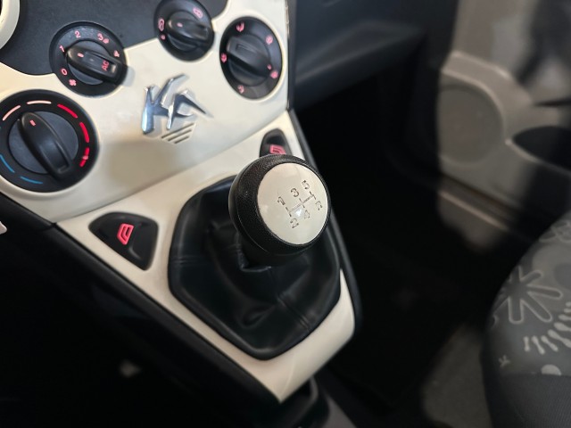 FORD KA 1.2 CHAMPIONS ED S/S l NAP l AIRCO l ELEK RAMEN l , SK Autos, Emmen