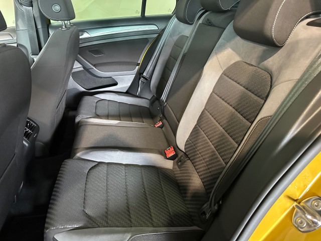 VOLKSWAGEN GOLF 1.5 TSI HL BNS R l DIGITAAL DASH l CARPLAY l STOELVERW l ACC l DSG l , SK Autos, Emmen