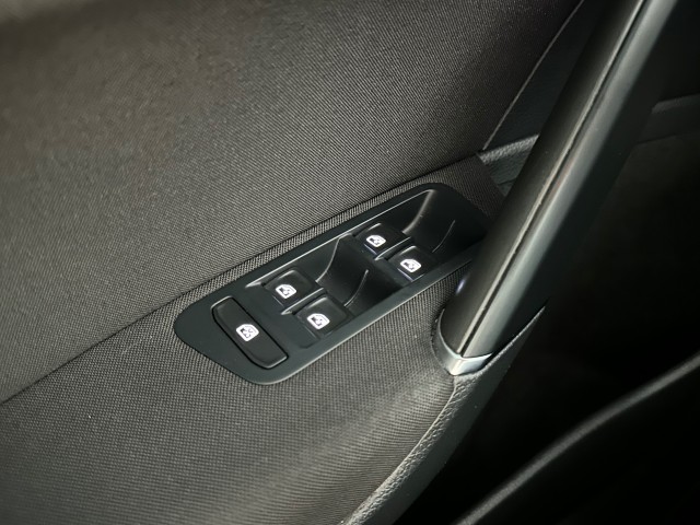 VOLKSWAGEN GOLF 1.5 TSI HL BNS R l DIGITAAL DASH l CARPLAY l STOELVERW l ACC l DSG l , SK Autos, Emmen