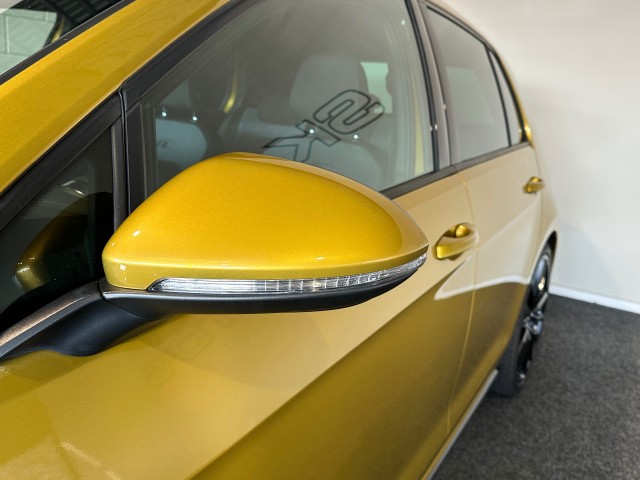 VOLKSWAGEN GOLF 1.5 TSI HL BNS R l DIGITAAL DASH l CARPLAY l STOELVERW l ACC l DSG l , SK Autos, Emmen