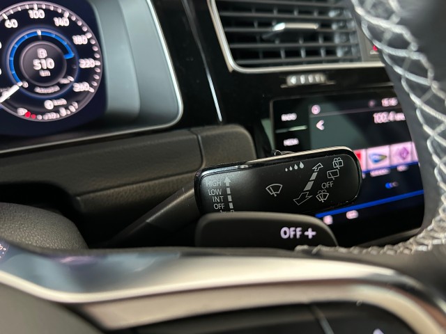 VOLKSWAGEN GOLF 1.5 TSI HL BNS R l DIGITAAL DASH l CARPLAY l STOELVERW l ACC l DSG l , SK Autos, Emmen