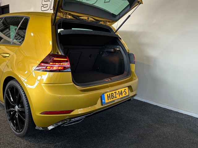 VOLKSWAGEN GOLF 1.5 TSI HL BNS R l DIGITAAL DASH l CARPLAY l STOELVERW l ACC l DSG l , SK Autos, Emmen