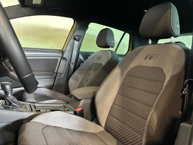 VOLKSWAGEN GOLF 1.5 TSI HL BNS R l DIGITAAL DASH l CARPLAY l STOELVERW l ACC l DSG l , SK Autos, Emmen