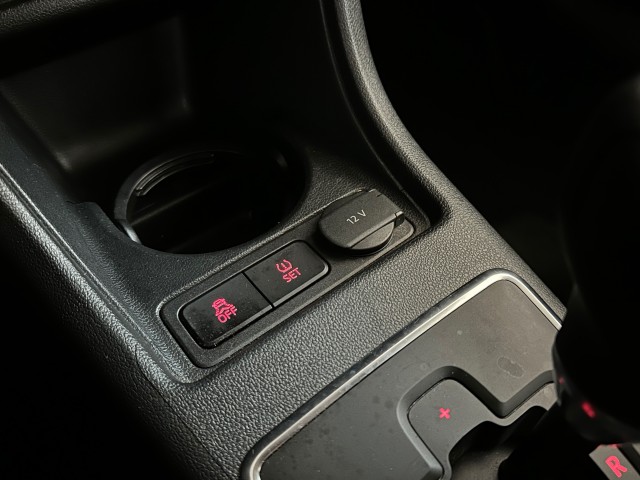 VOLKSWAGEN UP 1.0 BMT MOVE UP! NL AUTO l AUTOMAAT! l UNIEKE KM l 5DRS l BLUETOOTH l , SK Autos, Emmen