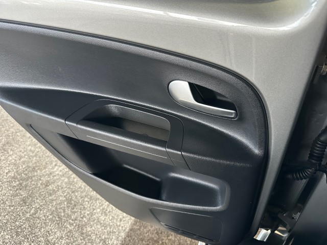 VOLKSWAGEN UP 1.0 BMT MOVE UP! NL AUTO l AUTOMAAT! l UNIEKE KM l 5DRS l BLUETOOTH l , SK Autos, Emmen