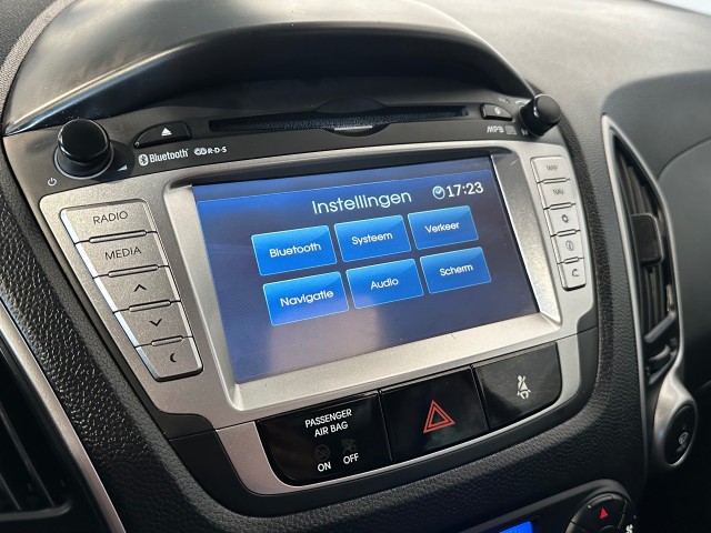 HYUNDAI IX35 2.0I STYLE l NAP l CAMERA l TREKHAAK l PANO l NAVI l CLIMA l , SK Autos, Emmen