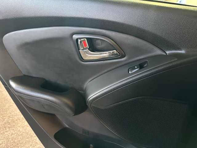 HYUNDAI IX35 2.0I STYLE l NAP l CAMERA l TREKHAAK l PANO l NAVI l CLIMA l , SK Autos, Emmen