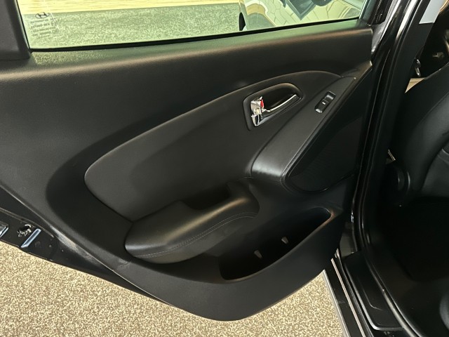 HYUNDAI IX35 2.0I STYLE l NAP l CAMERA l TREKHAAK l PANO l NAVI l CLIMA l , SK Autos, Emmen