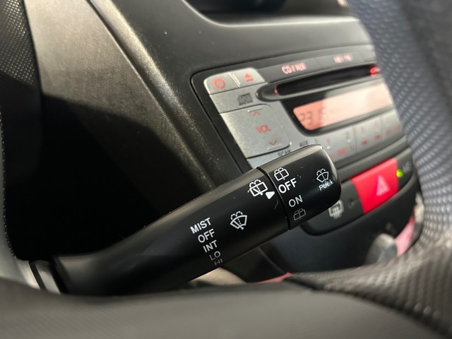 PEUGEOT 107 1.0 ACTIVE NAP l 5DRS l AIRCO l ELEK RAMEN l , SK Autos, Emmen