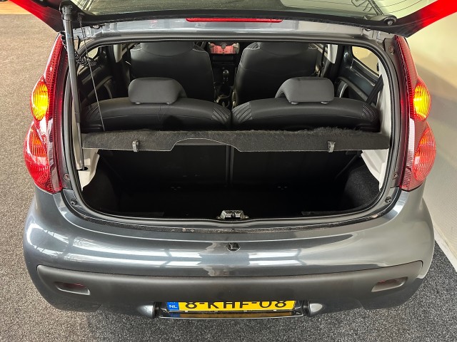 PEUGEOT 107 1.0 ACTIVE NAP l 5DRS l AIRCO l ELEK RAMEN l , SK Autos, Emmen