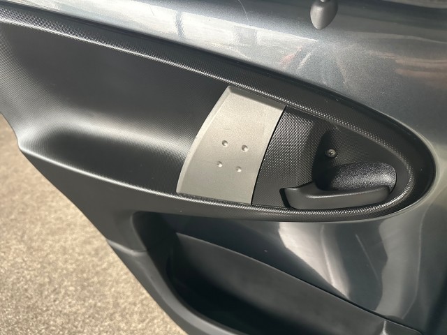 PEUGEOT 107 1.0 ACTIVE NAP l 5DRS l AIRCO l ELEK RAMEN l , SK Autos, Emmen