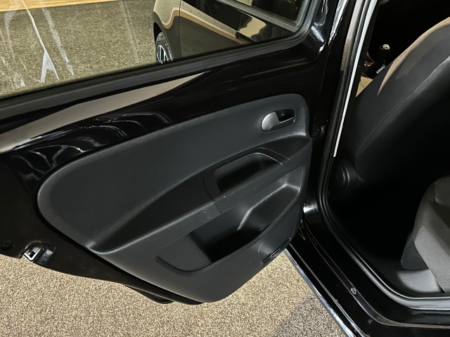 VOLKSWAGEN UP 1.0 BMT MOVE UP! NAP l BLACK ED l 5DRS l BLUETOOTH l AIRCO l , SK Autos, Emmen