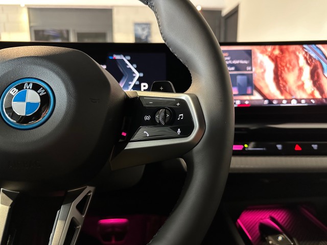 BMW 5-SERIE 530E M SPORT EDITION l NAP l HK SOUND l ACC l TREKHAAK l LED l , SK Autos, Emmen