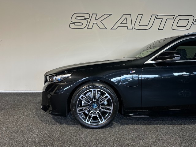BMW 5-SERIE 530E M SPORT EDITION l NAP l HK SOUND l ACC l TREKHAAK l LED l , SK Autos, Emmen