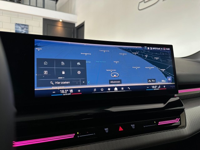 BMW 5-SERIE 530E M SPORT EDITION l NAP l HK SOUND l ACC l TREKHAAK l LED l , SK Autos, Emmen