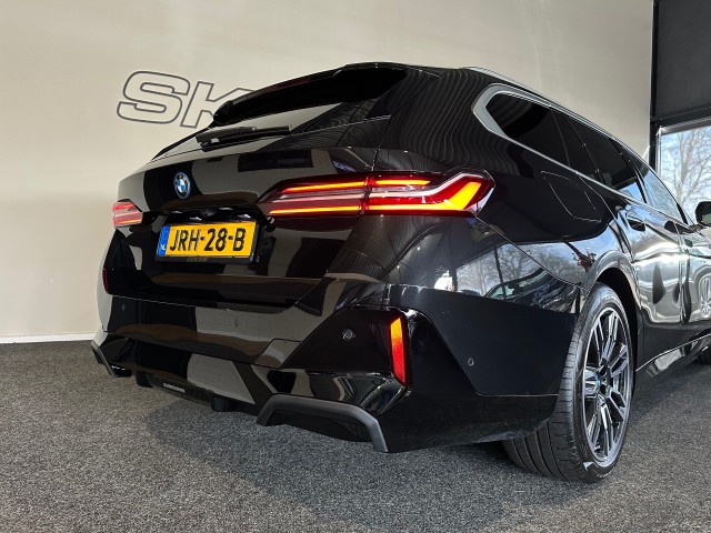 BMW 5-SERIE 530E M SPORT EDITION l NAP l HK SOUND l ACC l TREKHAAK l LED l , SK Autos, Emmen