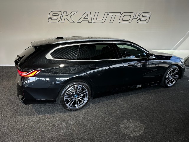 BMW 5-SERIE 530E M SPORT EDITION l NAP l HK SOUND l ACC l TREKHAAK l LED l , SK Autos, Emmen