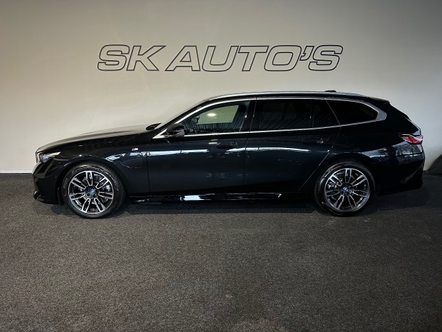 BMW 5-SERIE 530E M SPORT EDITION l NAP l HK SOUND l ACC l TREKHAAK l LED l , SK Autos, Emmen