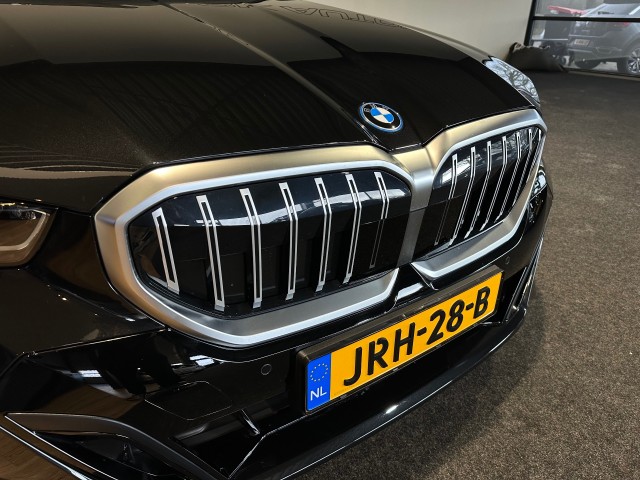 BMW 5-SERIE 530E M SPORT EDITION l NAP l HK SOUND l ACC l TREKHAAK l LED l , SK Autos, Emmen