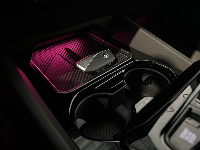 BMW 5-SERIE 530E M SPORT EDITION l NAP l HK SOUND l ACC l TREKHAAK l LED l , SK Autos, Emmen