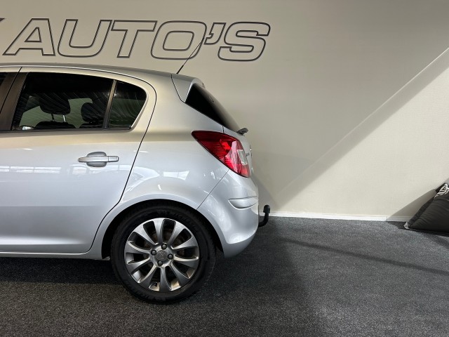 OPEL CORSA 1.4-16V 111 EDITION l NAP l AUTOMAAT l CRUISE l NAVI l TREKHAAK l , SK Autos, Emmen