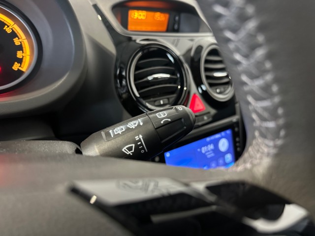 OPEL CORSA 1.4-16V 111 EDITION l NAP l AUTOMAAT l CRUISE l NAVI l TREKHAAK l , SK Autos, Emmen