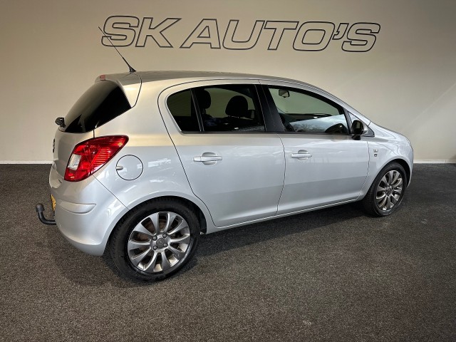 OPEL CORSA 1.4-16V 111 EDITION l NAP l AUTOMAAT l CRUISE l NAVI l TREKHAAK l , SK Autos, Emmen