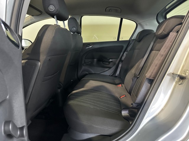 OPEL CORSA 1.4-16V 111 EDITION l NAP l AUTOMAAT l CRUISE l NAVI l TREKHAAK l , SK Autos, Emmen