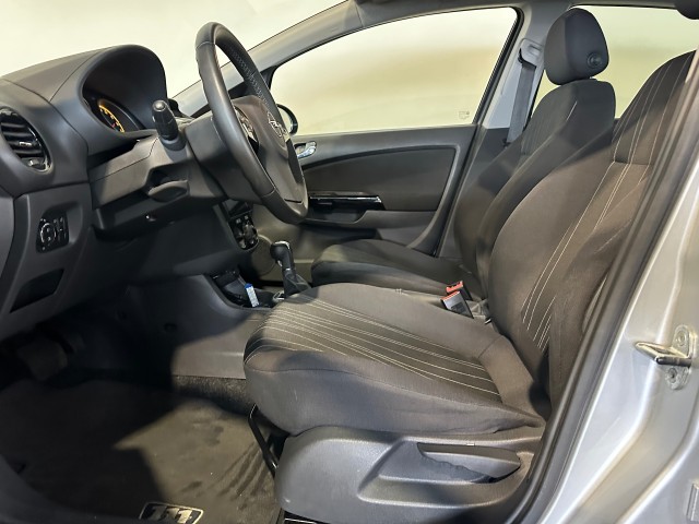 OPEL CORSA 1.4-16V 111 EDITION l NAP l AUTOMAAT l CRUISE l NAVI l TREKHAAK l , SK Autos, Emmen