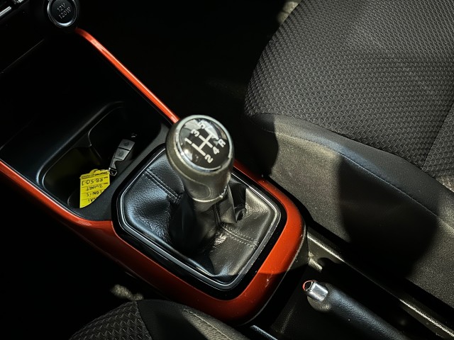 SUZUKI IGNIS 1.2 STIJL SM. HYBRID l NAP l STOELVERW l CAMERA l 5DRS l CLIMA l LMV l , SK Autos, Emmen