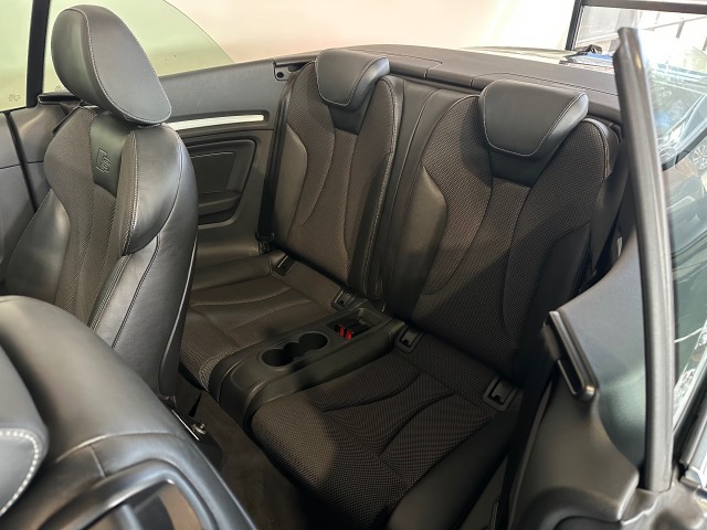 AUDI CABRIOLET 1.5 TFSI COD SP.SL.E NAP l R-LINE l CRUISE l NAVI l LMV l , SK Autos, Emmen