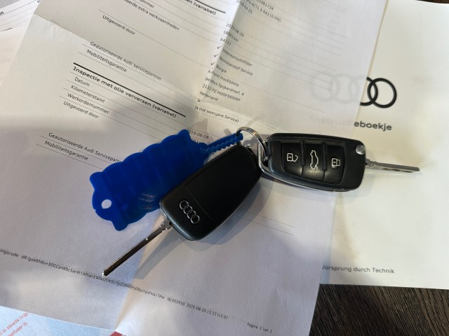 AUDI CABRIOLET 1.5 TFSI COD SP.SL.E NAP l R-LINE l CRUISE l NAVI l LMV l , SK Autos, Emmen