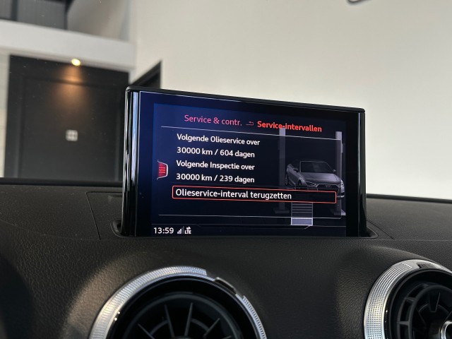 AUDI CABRIOLET 1.5 TFSI COD SP.SL.E NAP l R-LINE l CRUISE l NAVI l LMV l , SK Autos, Emmen