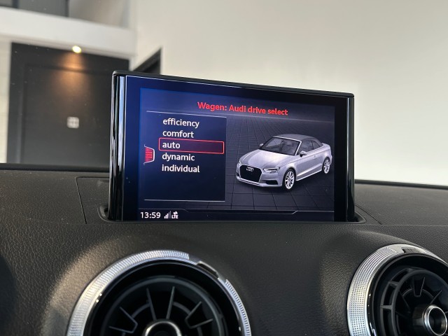 AUDI CABRIOLET 1.5 TFSI COD SP.SL.E NAP l R-LINE l CRUISE l NAVI l LMV l , SK Autos, Emmen