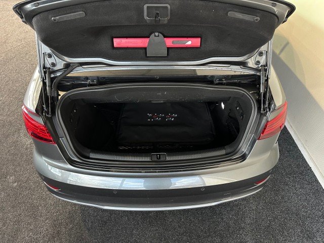 AUDI CABRIOLET 1.5 TFSI COD SP.SL.E NAP l R-LINE l CRUISE l NAVI l LMV l , SK Autos, Emmen