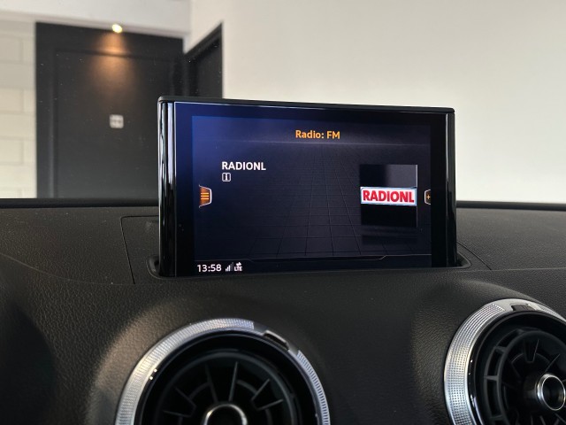 AUDI CABRIOLET 1.5 TFSI COD SP.SL.E NAP l R-LINE l CRUISE l NAVI l LMV l , SK Autos, Emmen