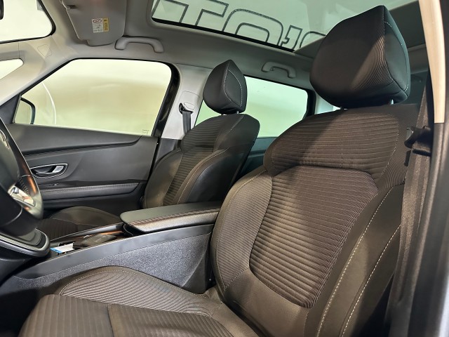 RENAULT SCENIC 1.3 TCE LIMITED l 7PRS l NAP l AUTOMAAT l PANORAMA l CAMERA l NAVI l , SK Autos, Emmen