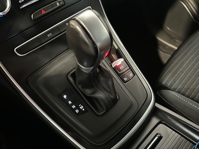 RENAULT SCENIC 1.3 TCE LIMITED l 7PRS l NAP l AUTOMAAT l PANORAMA l CAMERA l NAVI l , SK Autos, Emmen