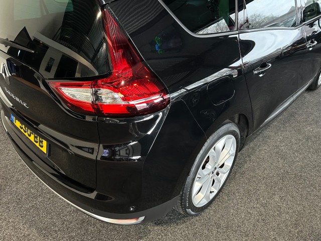 RENAULT SCENIC 1.3 TCE LIMITED l 7PRS l NAP l AUTOMAAT l PANORAMA l CAMERA l NAVI l , SK Autos, Emmen